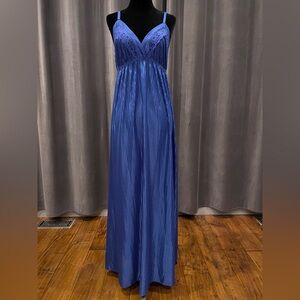 Vintage full length blue nightgown
